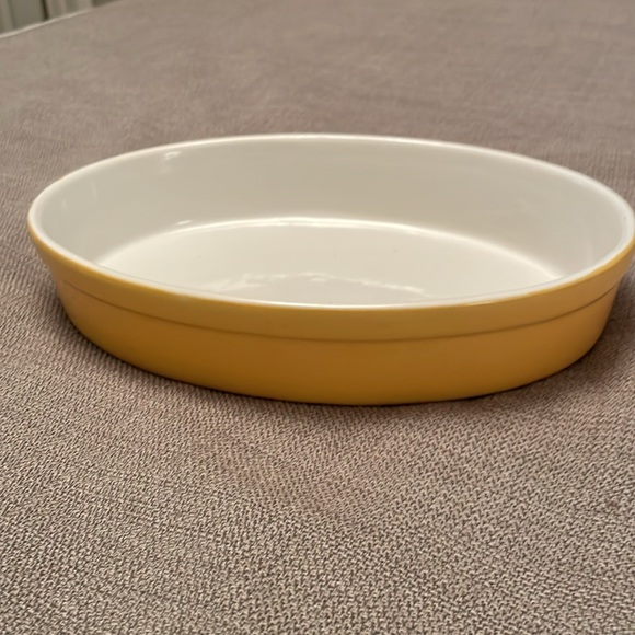 Brylane Home Kitchen Oval Yellow Ceramic Baking Dish - Picture 10 of 10
